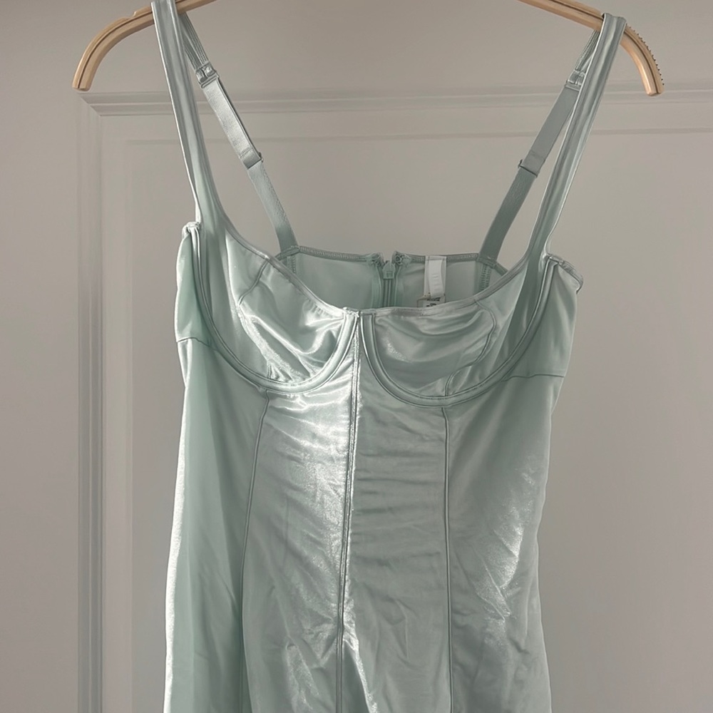 Skims body suit, color ice, M, NWT